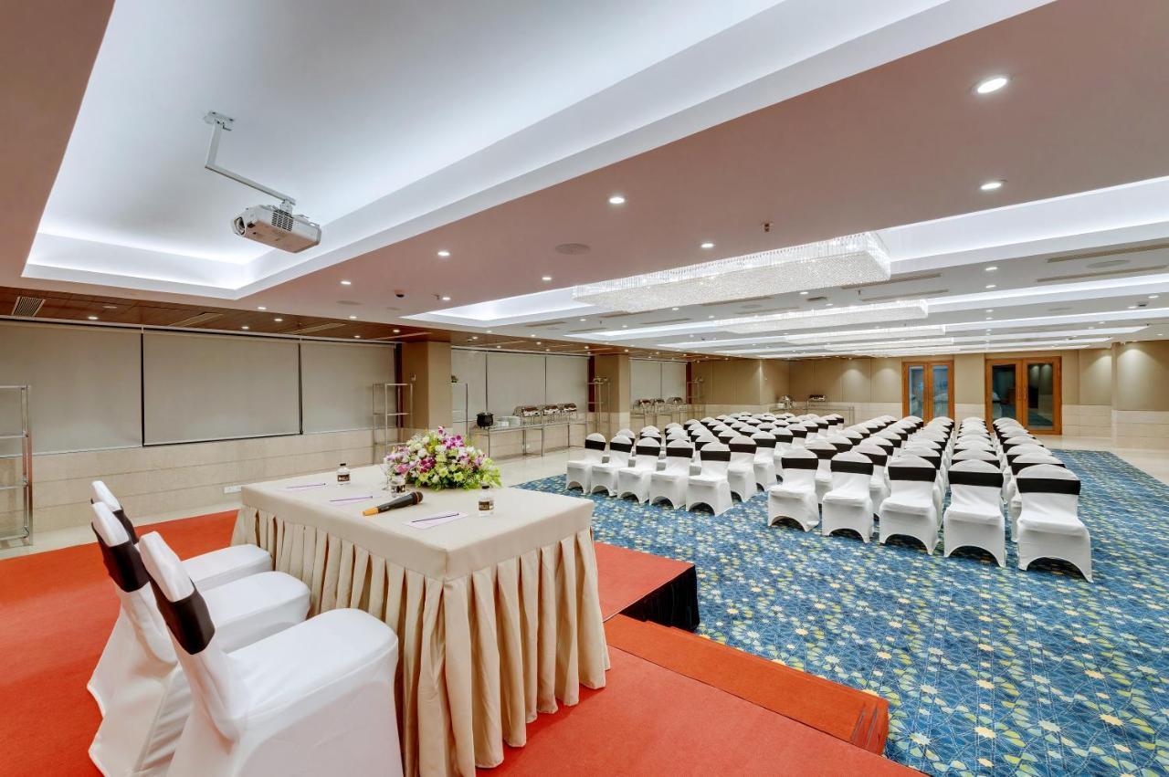 The Fern Residency Turbhe Otel Navi Mumbai Dış mekan fotoğraf