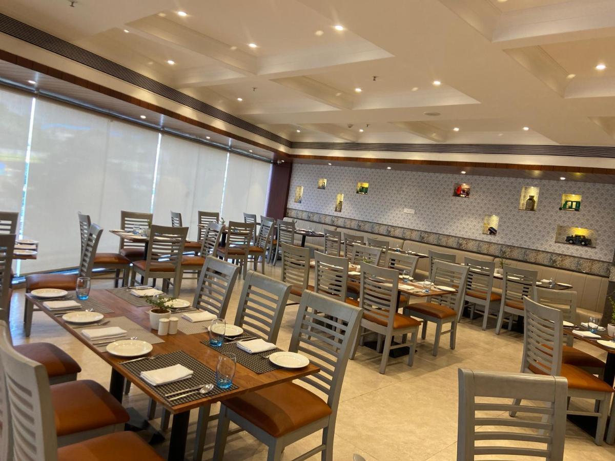 The Fern Residency Turbhe Otel Navi Mumbai Dış mekan fotoğraf